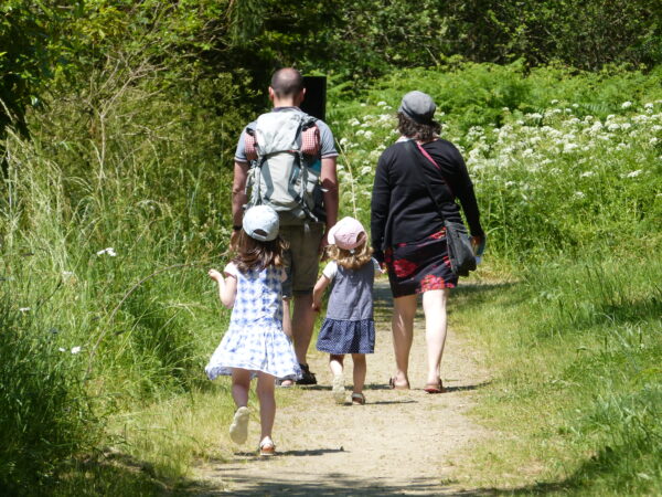 Vacances été : sortie nature en famille avec enfants de 4 à 5 ans au lac de Grand-Lieu