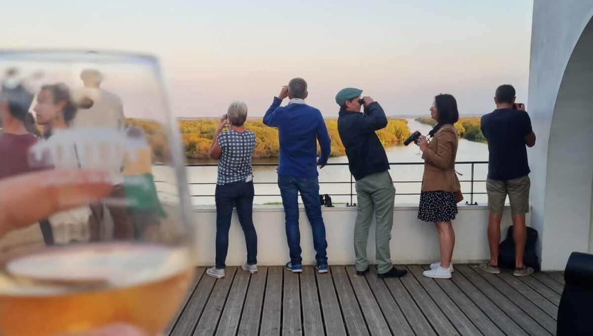 Soirée du lac : une visite dégustation originale des vacances d'été à La Maison du Lac de Grand-Lieu